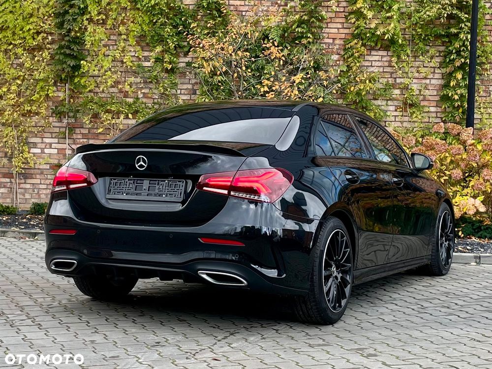 Mercedes-Benz Klasa A 180 7G-DCT AMG Line - 4