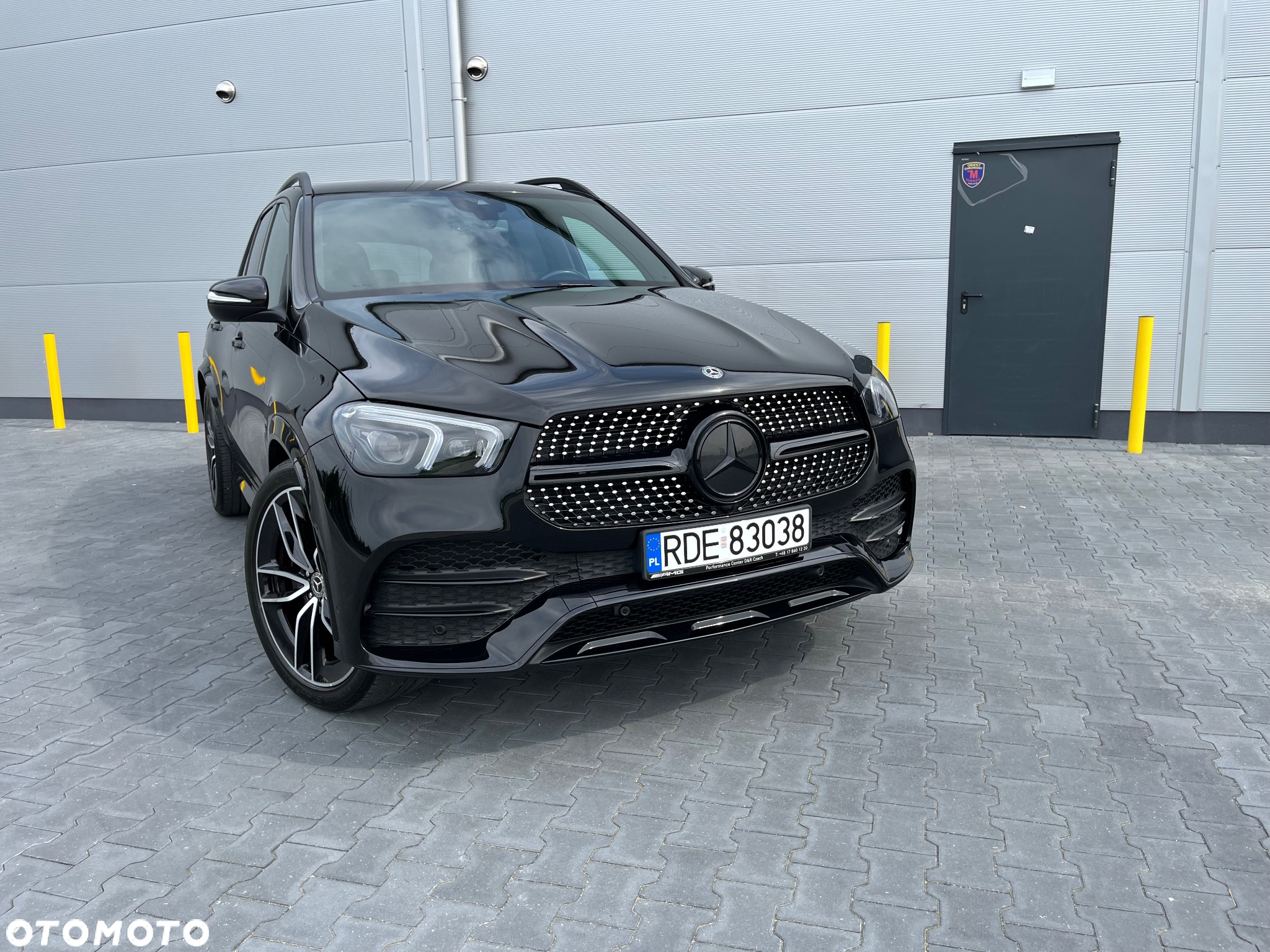 Mercedes-Benz GLE 300 d 4-Matic - 11
