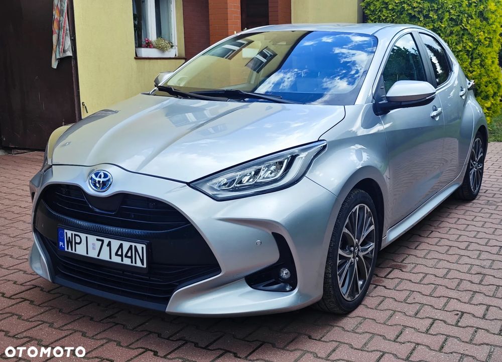 Toyota Yaris Hybrid 1.5 Executive - 3