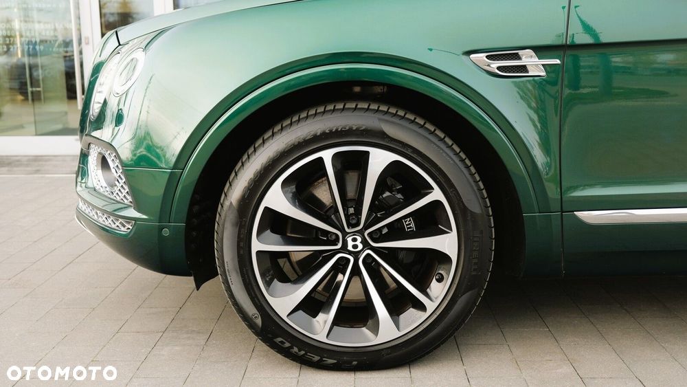 Bentley Bentayga - 2