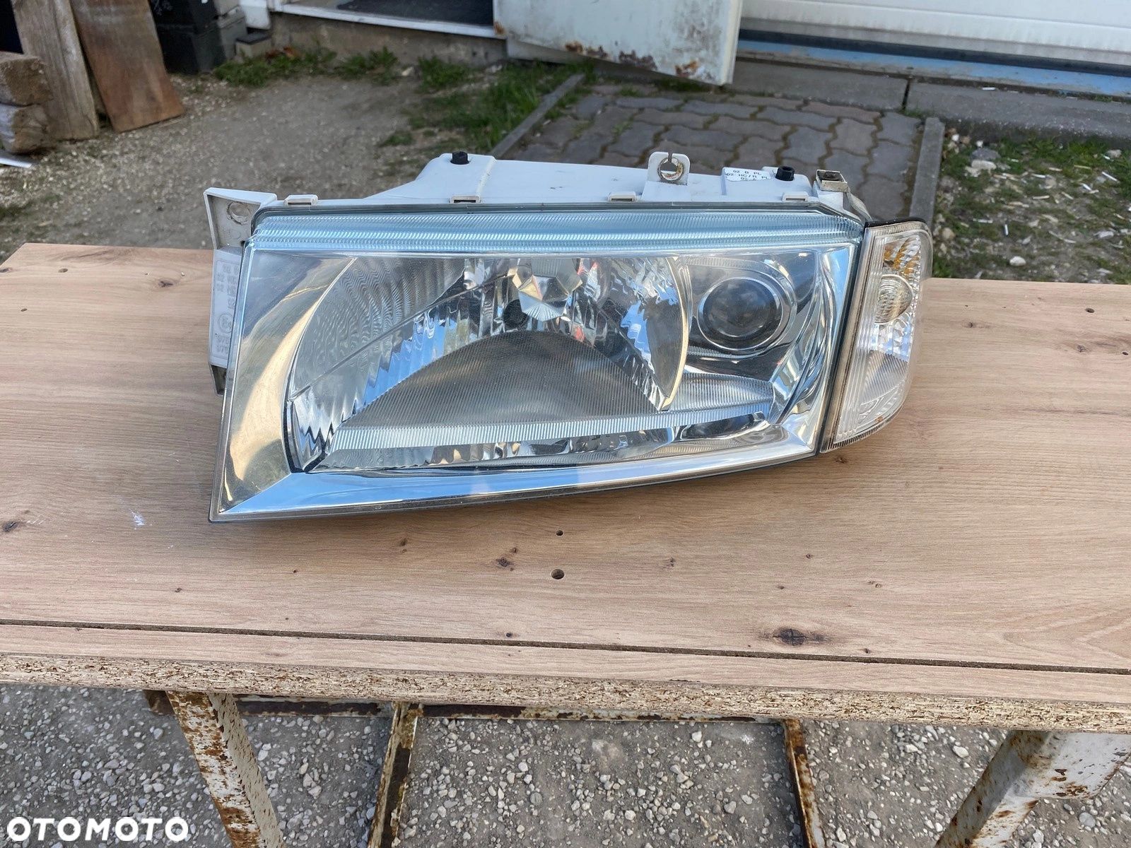 LAMPA PRZEDNIA LEWA SKODA OCTAVIA I LIFT SOCZEWKA 1U1941015E - 1
