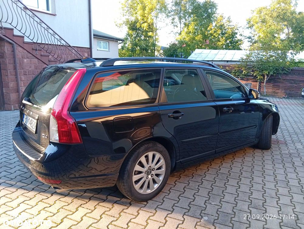 Volvo V50 2011 photo 5
