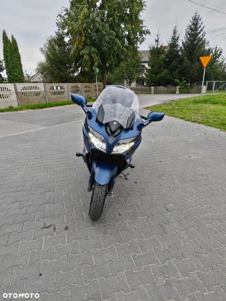 Yamaha FJR - 3