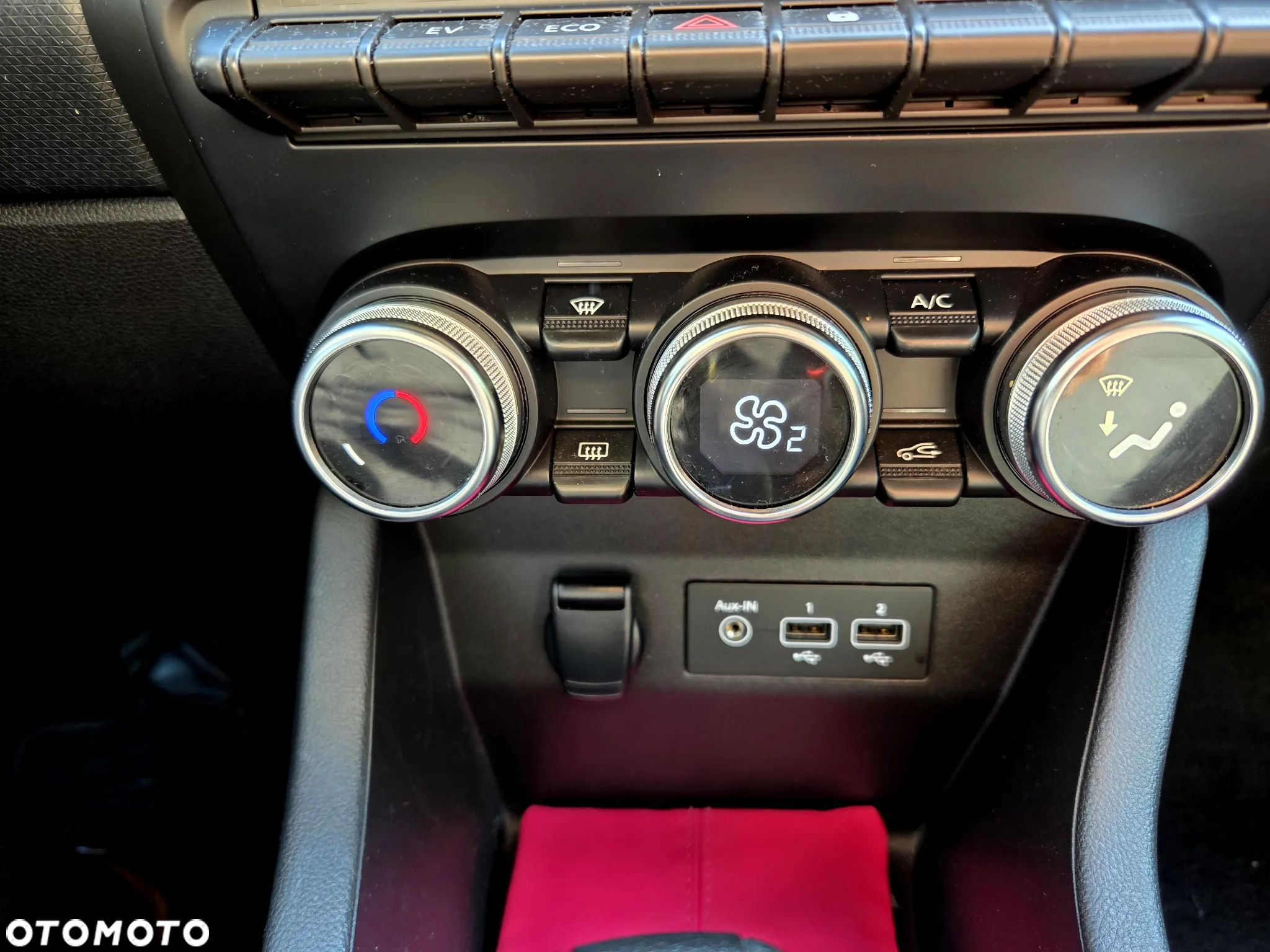 Renault Clio 1.6 E-TECH Intens - 12