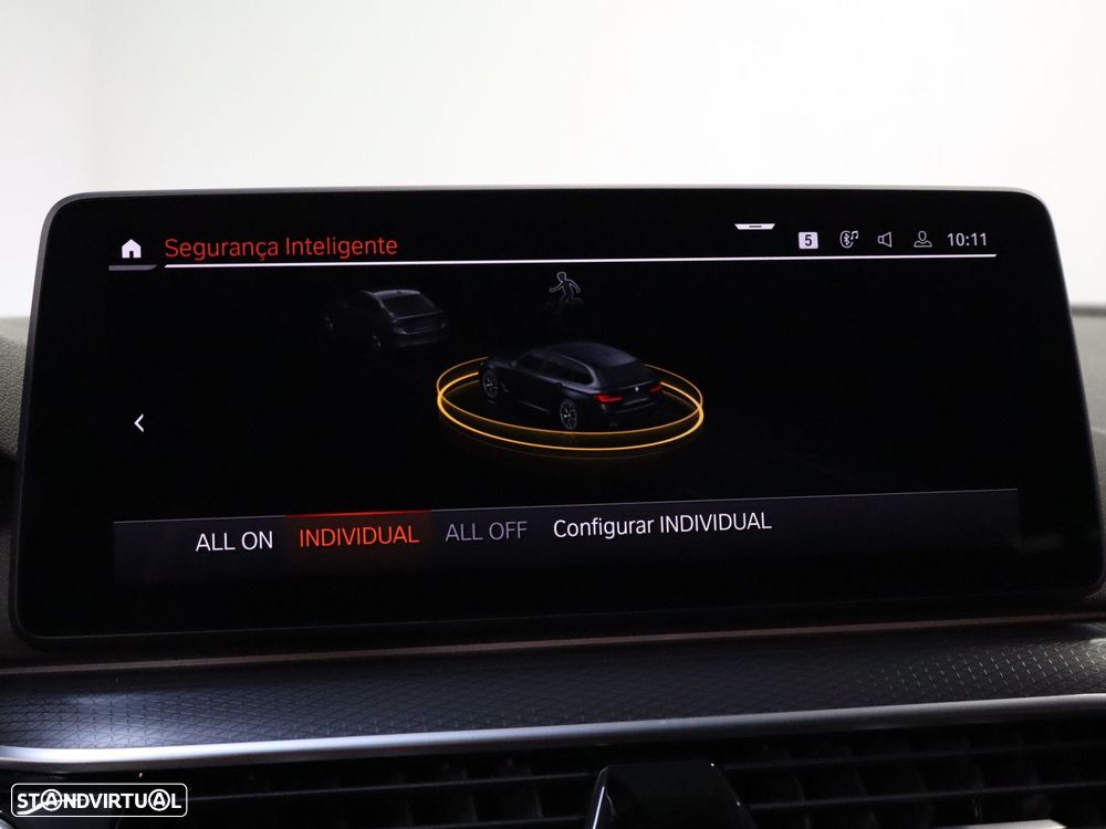 BMW 520 d Pack Desportivo M Auto - 19