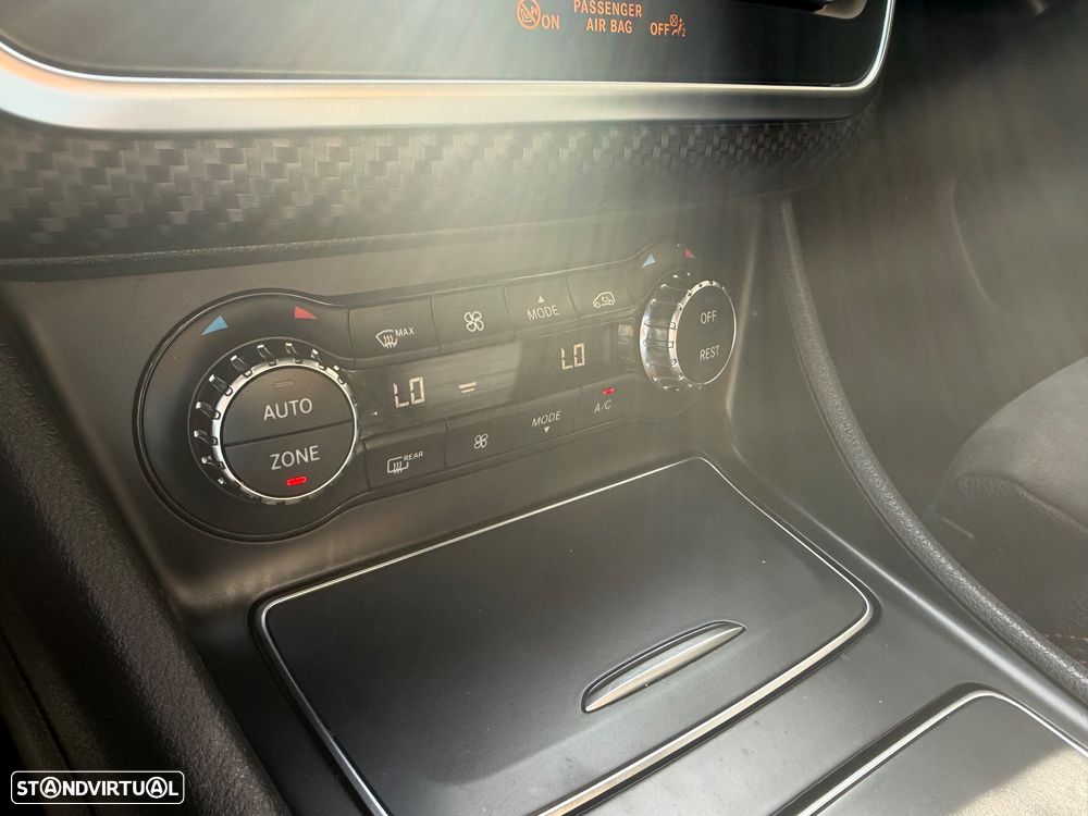 Mercedes-Benz A 180 d 7G-DCT AMG Line - 19