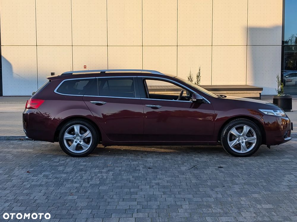 Honda Accord 2012 photo 2