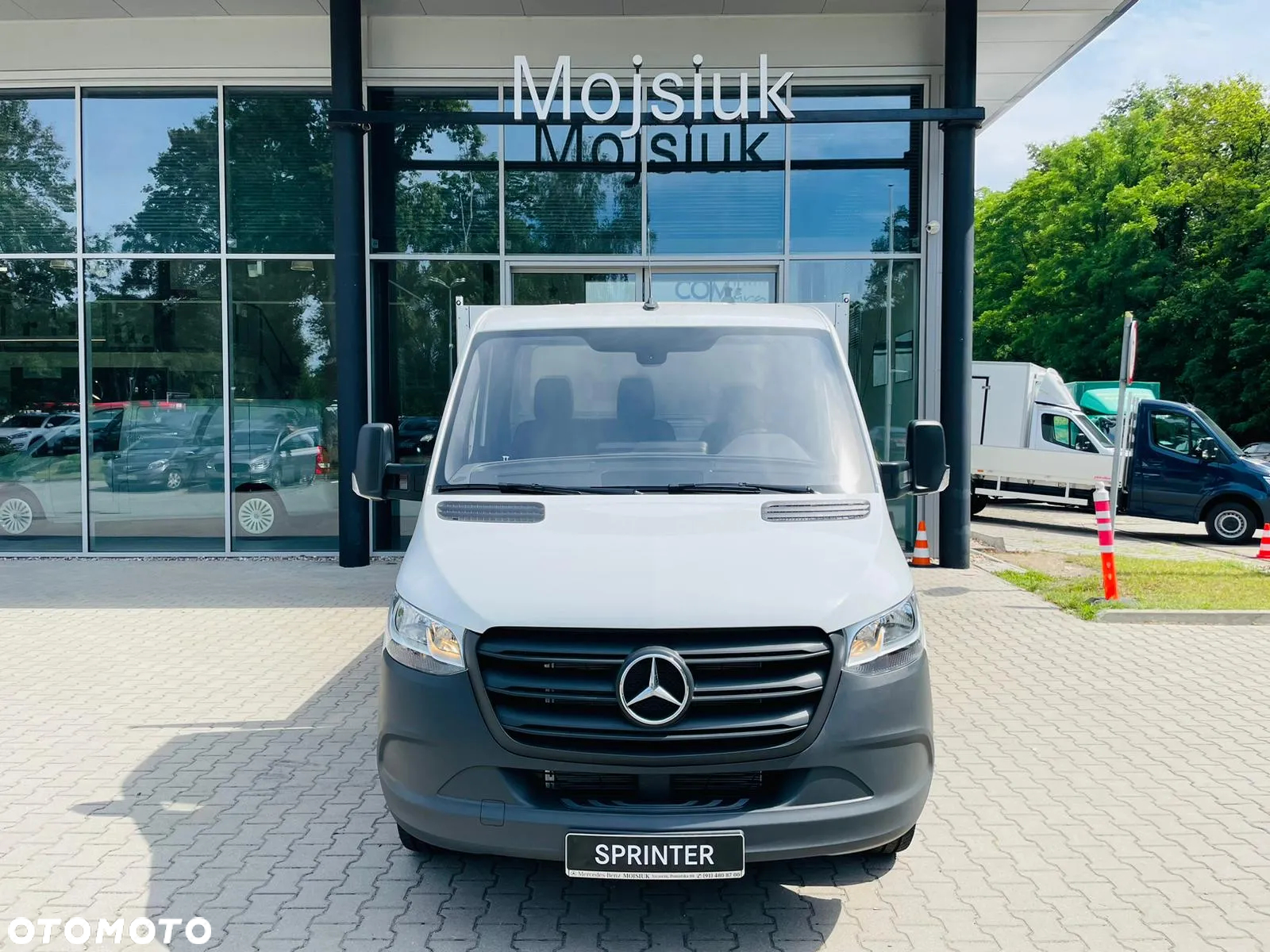 Mercedes-Benz Sprinter - 8