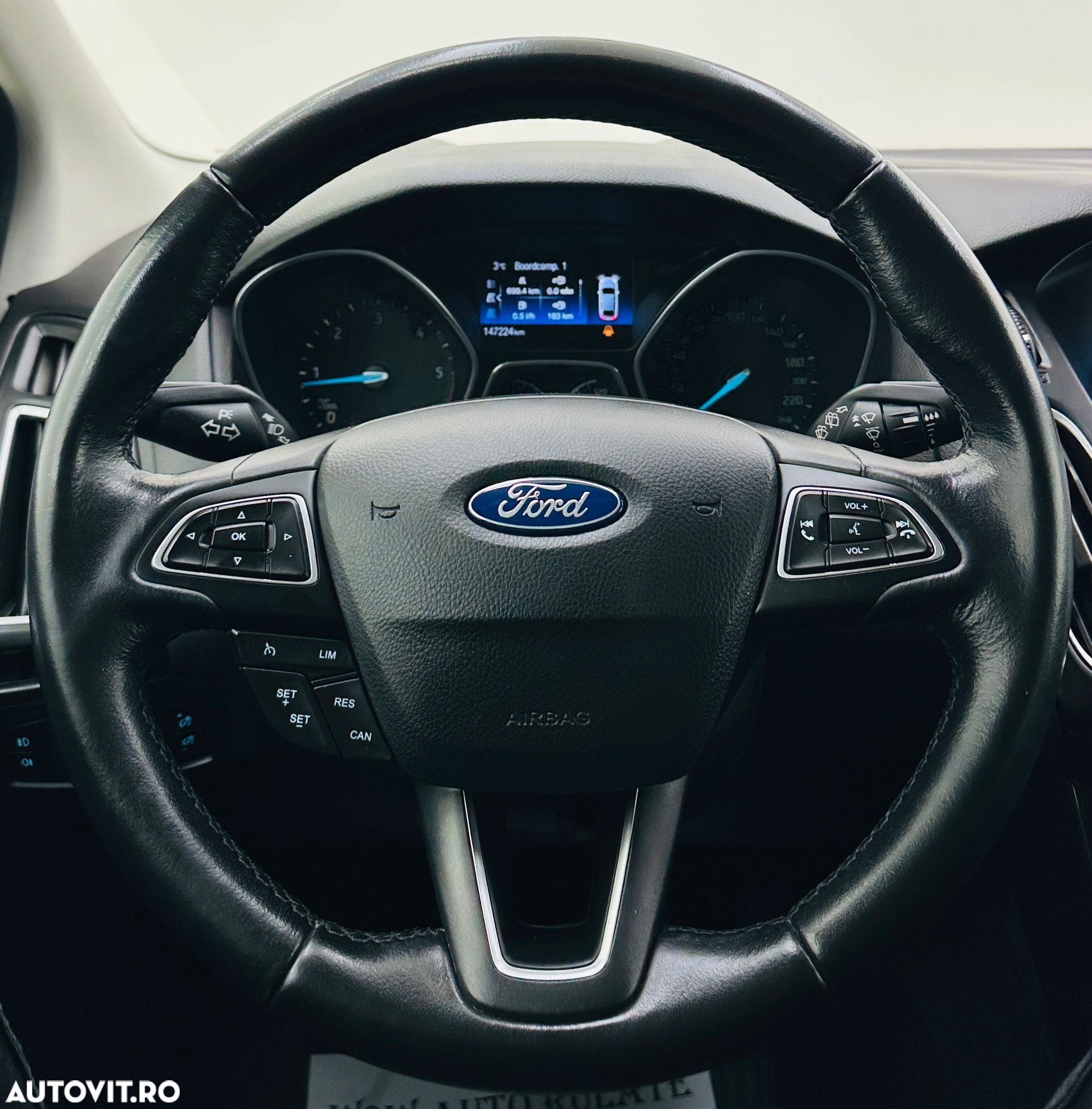 Ford Focus - 29
