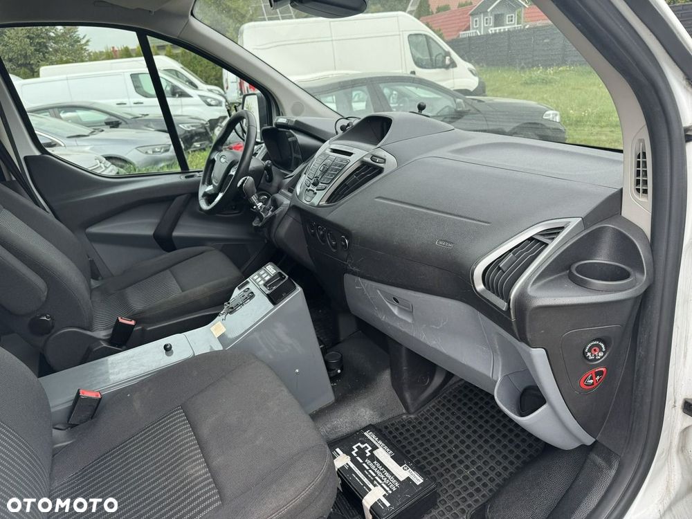 Ford Transit Custom - 12