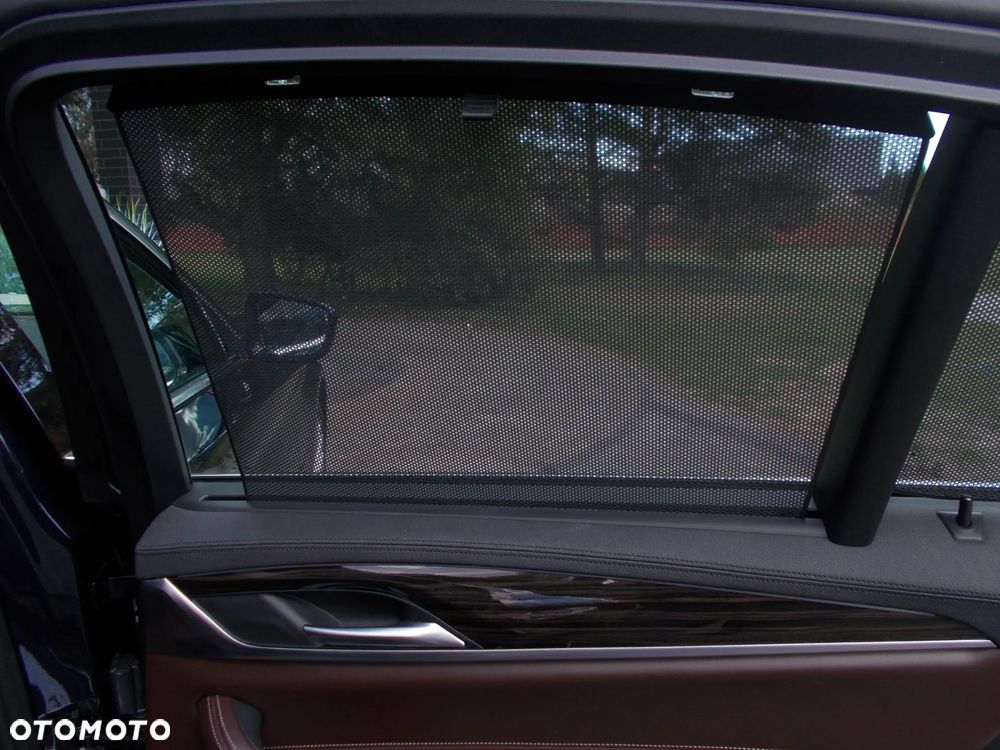 BMW Seria 5 530i GPF xDrive Luxury Line sport - 19