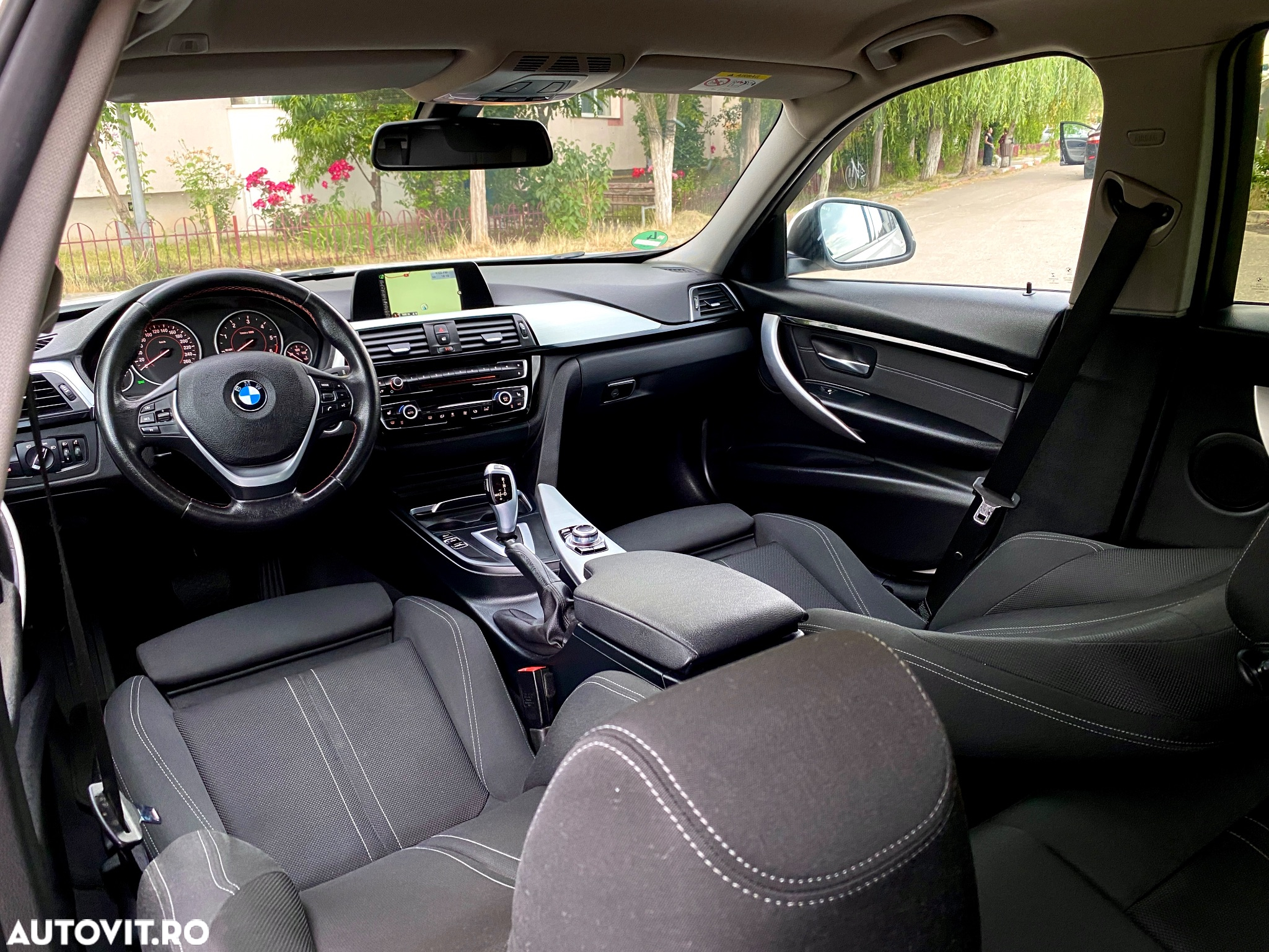 BMW Seria 3 318d GT Aut. Sport Line - 8
