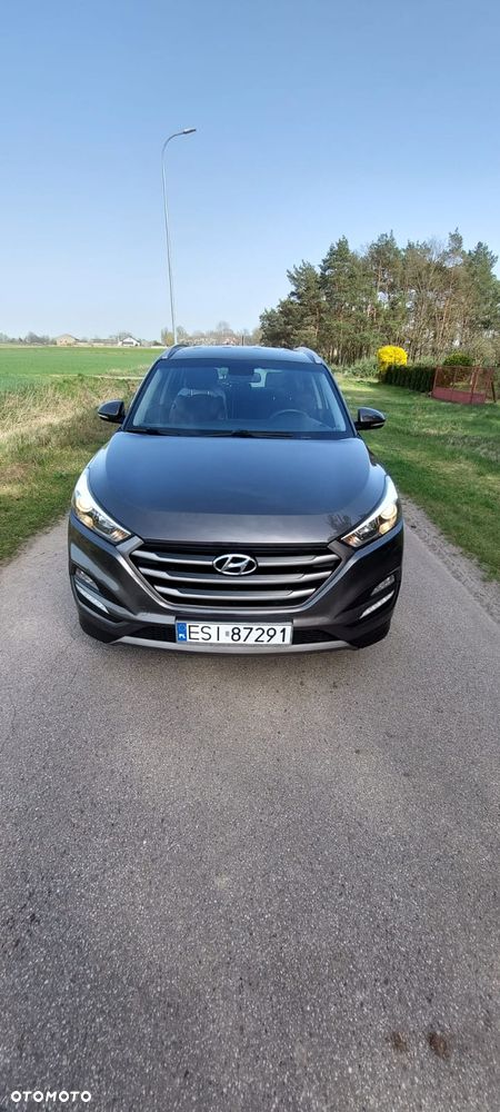 Hyundai Tucson 1.7 CRDI BlueDrive Style 2WD - 1