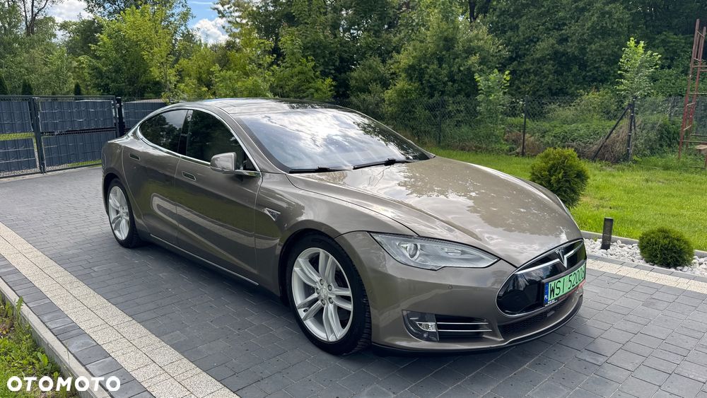Tesla Model S 90 D - 2