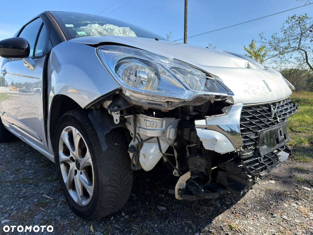 Citroën DS3 PureTech 110 Start & Stop CONNECTED CHIC - 10