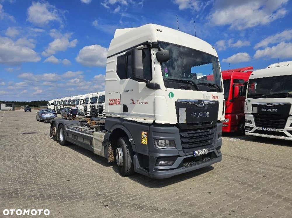 MAN TGX 26.470 6x2-2 LL CH GM - 1