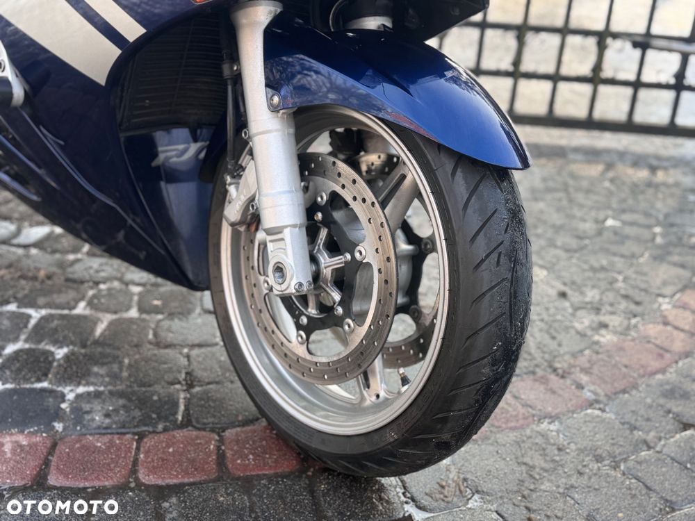Yamaha FJR - 22