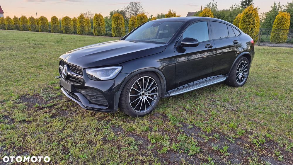 Mercedes-Benz GLC 300 d 4Matic 9G-TRONIC AMG Line - 1