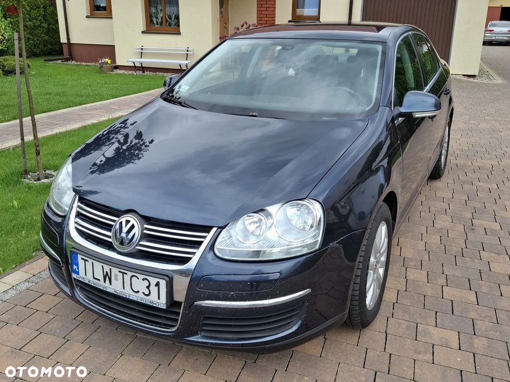Volkswagen Jetta 1.9 TDI Comfortline - 2