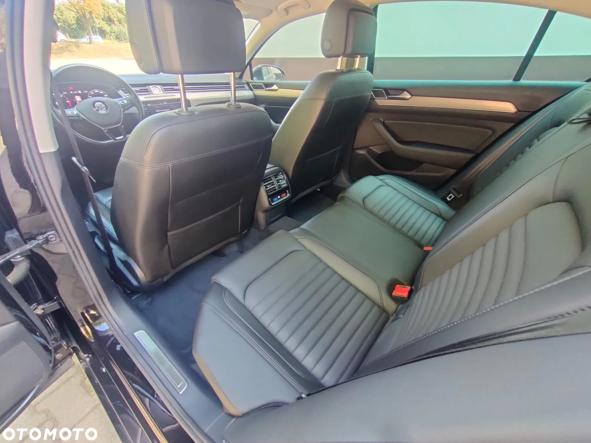 Volkswagen Passat 2.0 TDI BMT Highline DSG - 10
