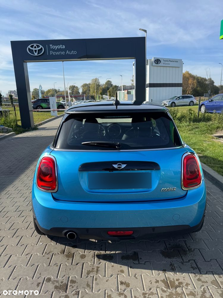 MINI Cooper Standard - 6