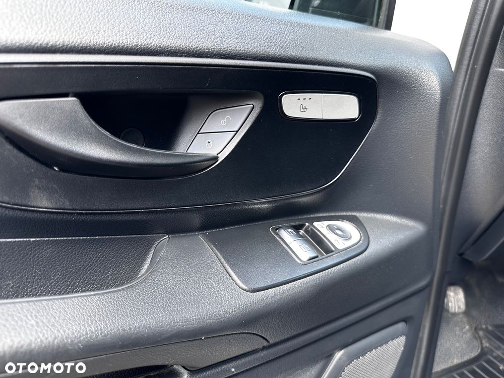 Mercedes-Benz VITO - 21