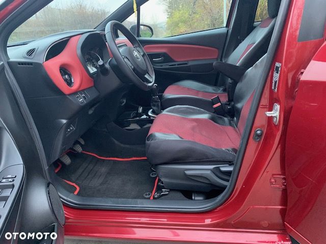 Toyota Yaris 1.5 Selection - 11