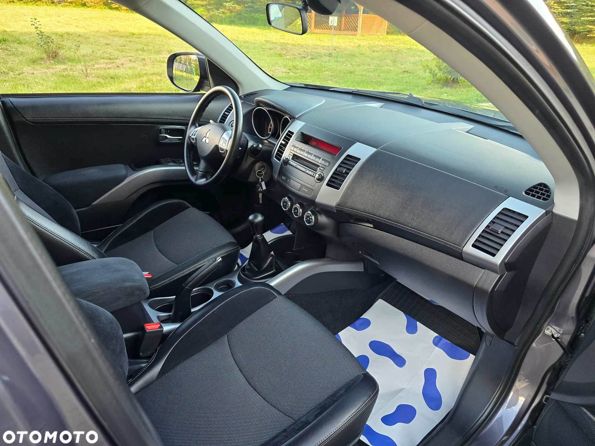 Mitsubishi Outlander 2.0 2WD Edition - 29