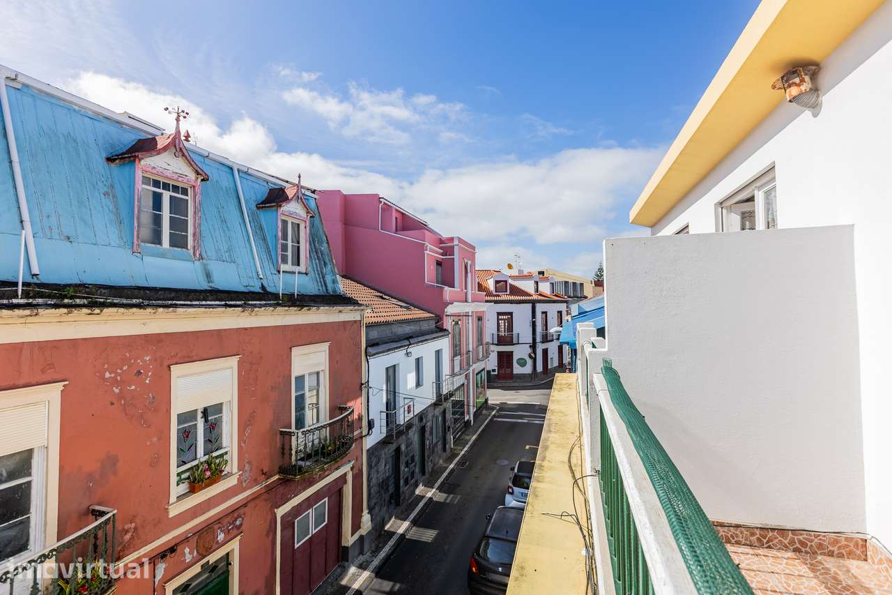 Apartamento T1 - Centro de Ponta Delgada - Grande imagem: 5/18