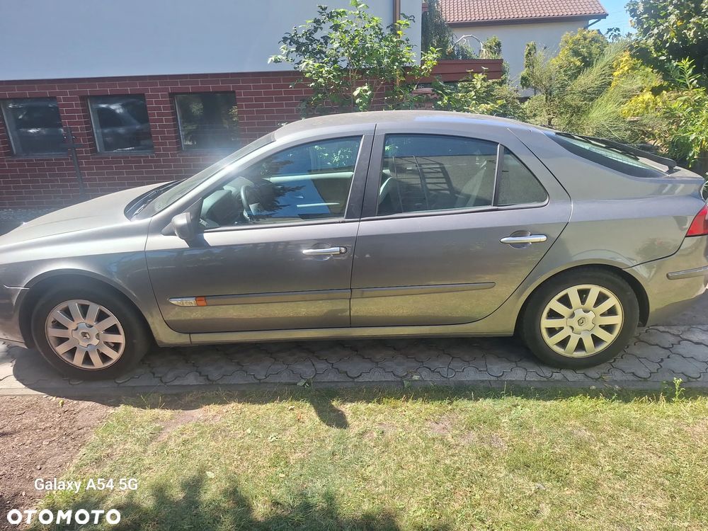 Renault Laguna 1.8 Alize - 2