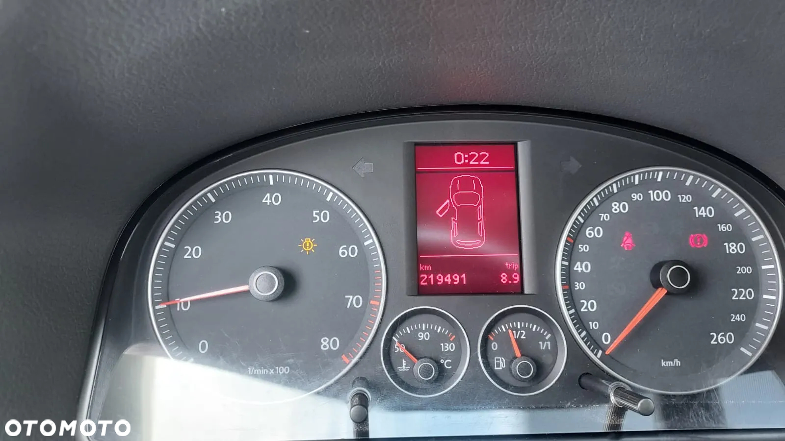 Volkswagen Touran 1.6 United - 11