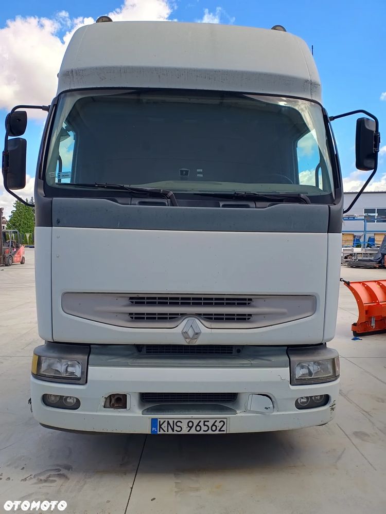Renault Premium - 2