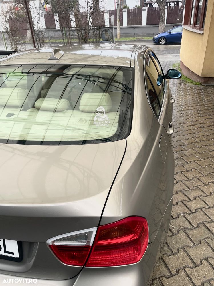 BMW Seria 3 318d DPF Edition Exclusive - 8