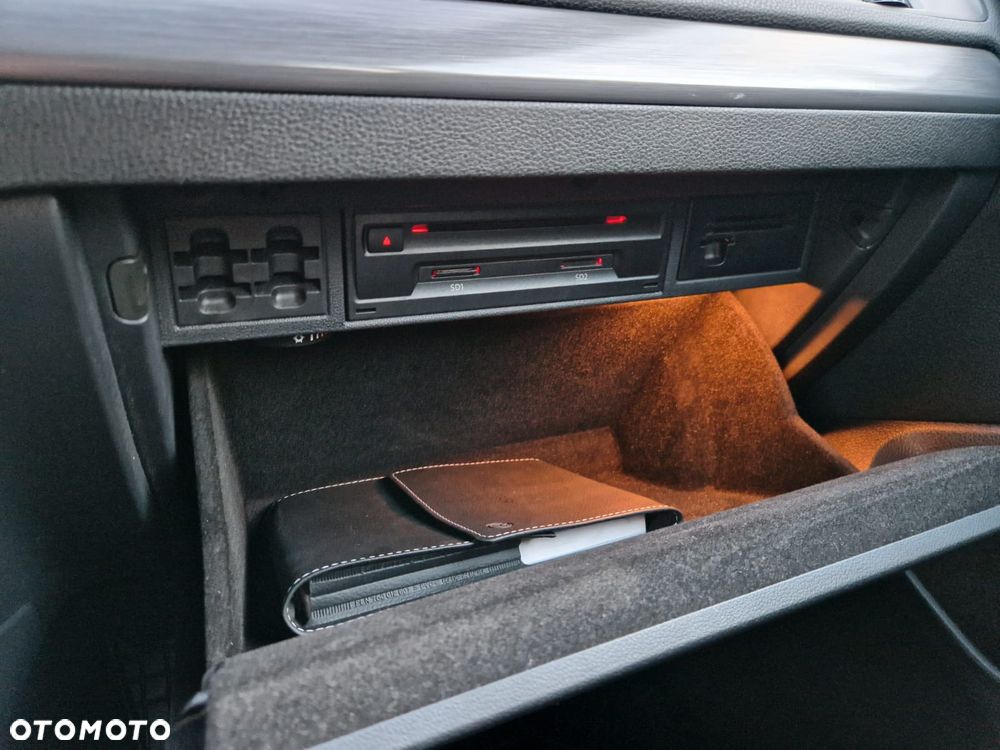 Volkswagen Golf - 20