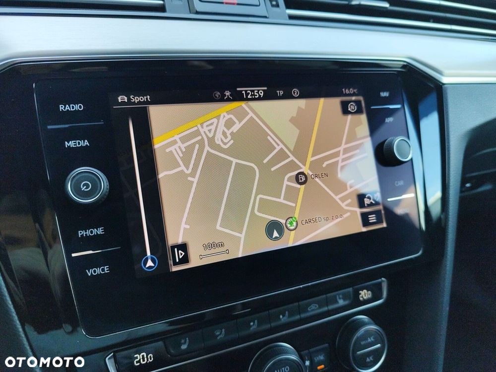 Volkswagen Passat 2.0 TSI Business DSG - 26