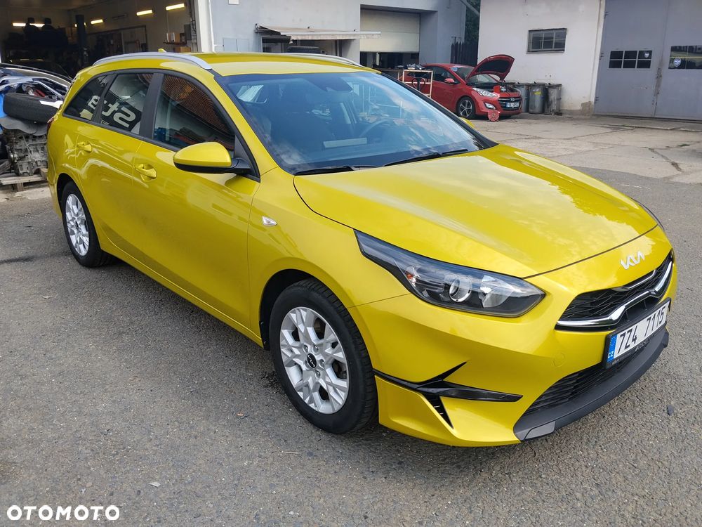 Kia Ceed - 1