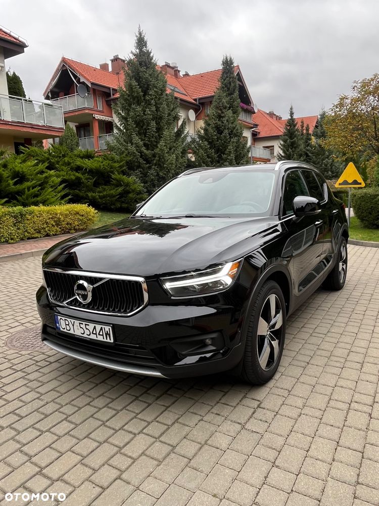 Volvo XC 40 T5 AWD Momentum (Intro Edition) - 1
