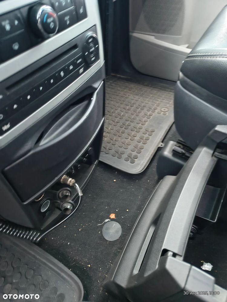 Chrysler Town & Country 4.0 Limited - 28