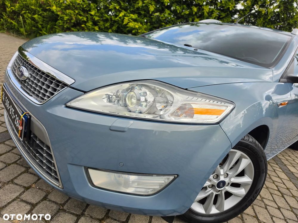 Ford Mondeo 2.0 Ghia Executive - 18