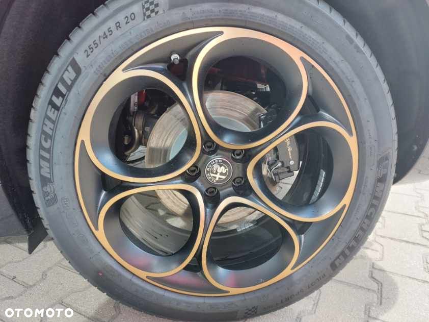 Alfa Romeo Stelvio 2.0 Turbo Intensa Q4 - 9
