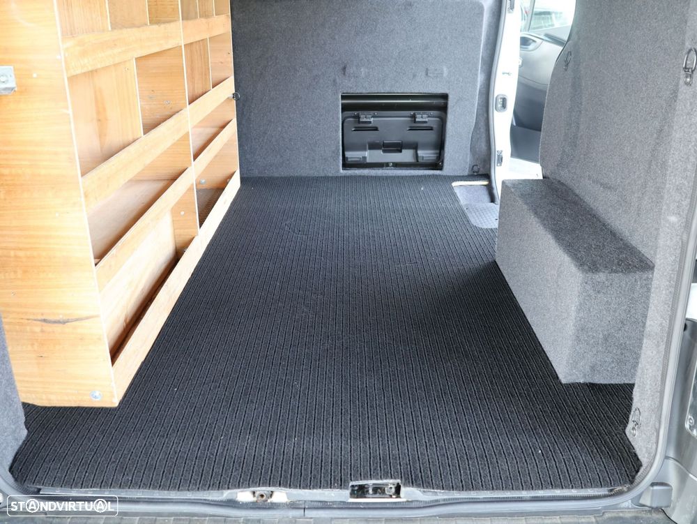 Renault Trafic 2.0 dCi L1H1 1.0T - 18