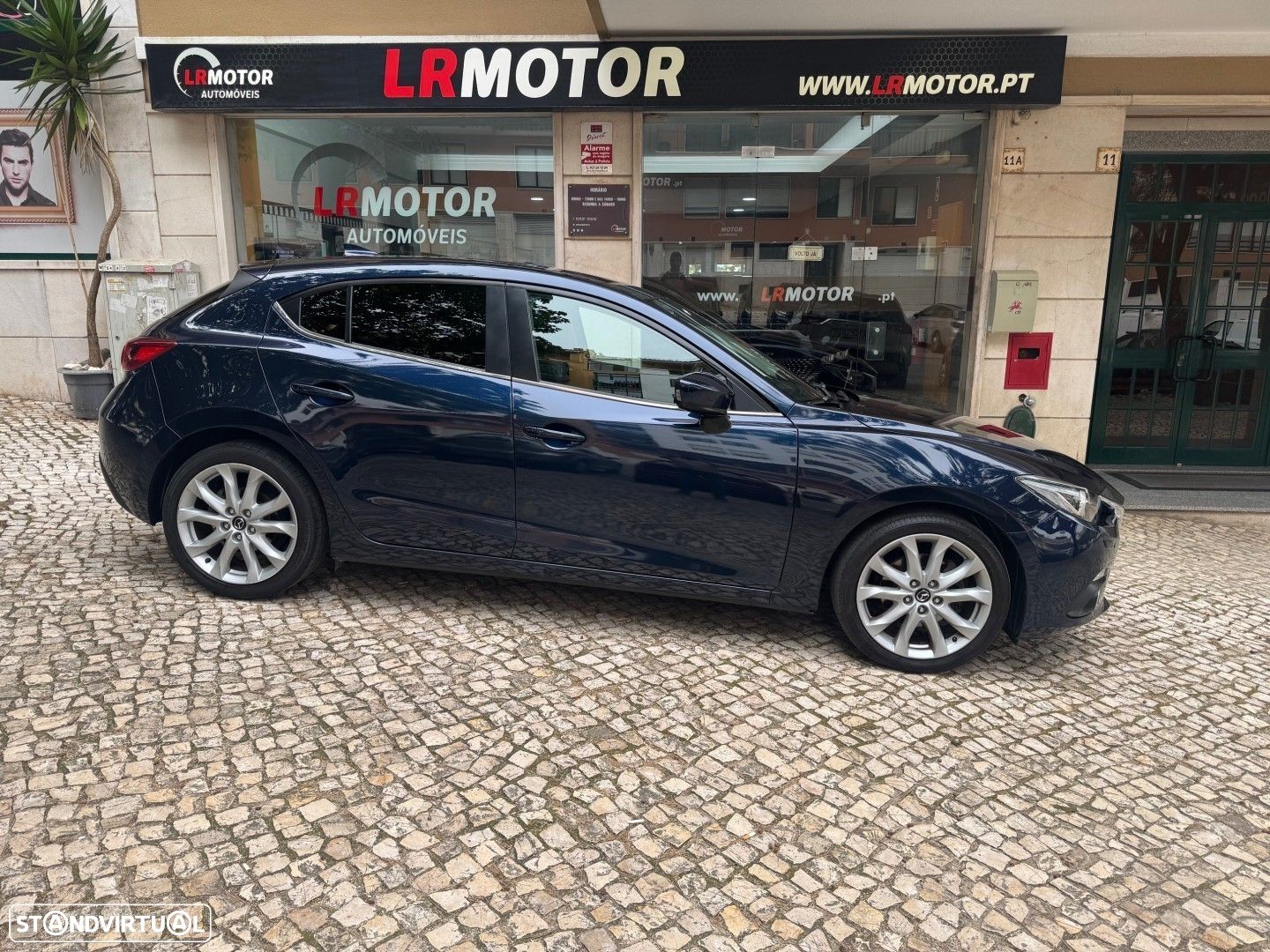 Mazda 3 1.5 Sky-D Excellence Navi - 1