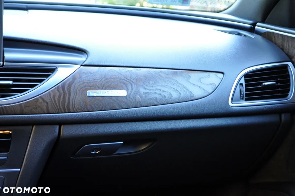 Audi A6 Allroad - 26