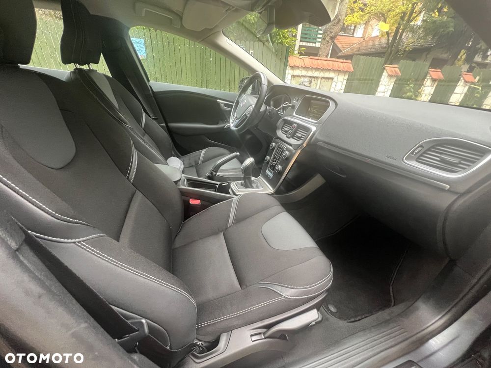 Volvo V40 D2 Kinetic - 6