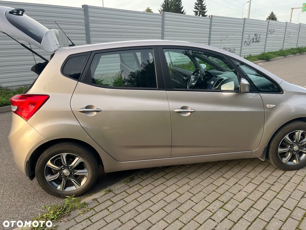 Hyundai ix20 1.6 Classic + - 16