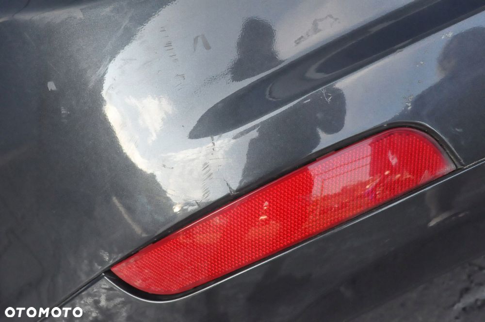 VOLVO V50 ZDERZAK TYŁ TYLNY KOMBI - 2