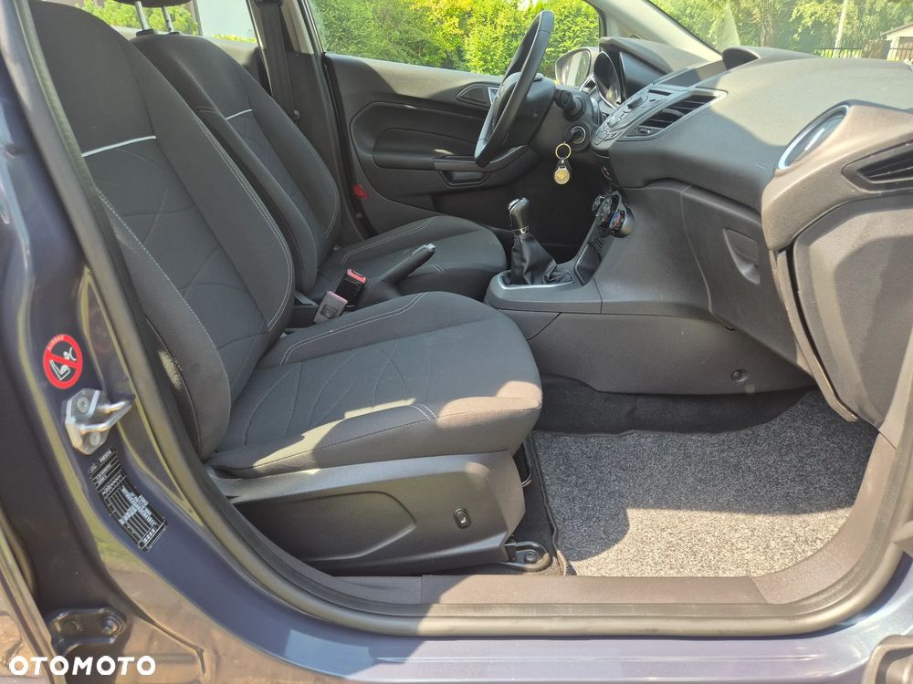 Ford Fiesta 1.25 Champions Edition - 22