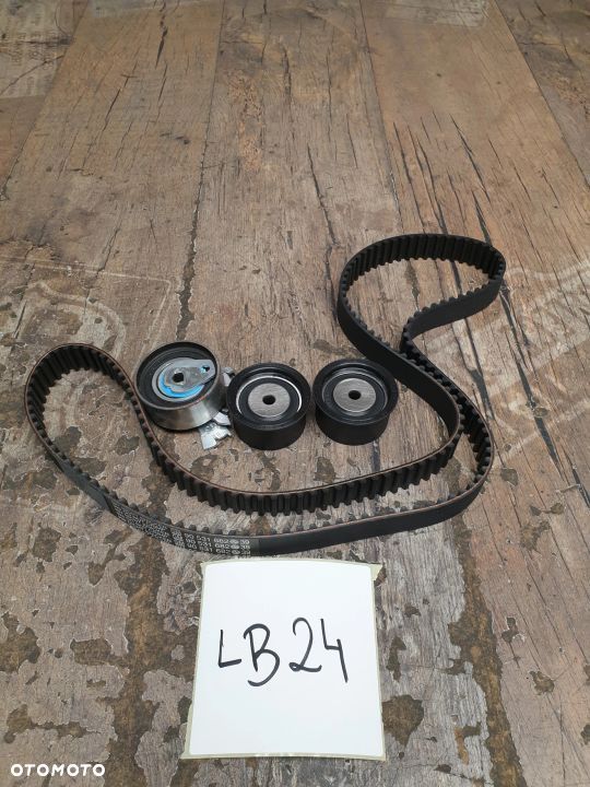 Oryginalny zestaw paska rozrządu Opel Astra Vectra Calibra 93174261