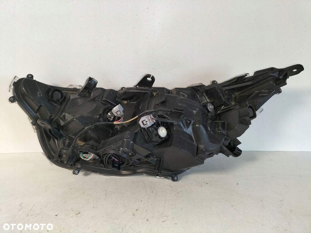 lampa przednia reflektor prawa toyota rav4 rav-4 v 18- - 5