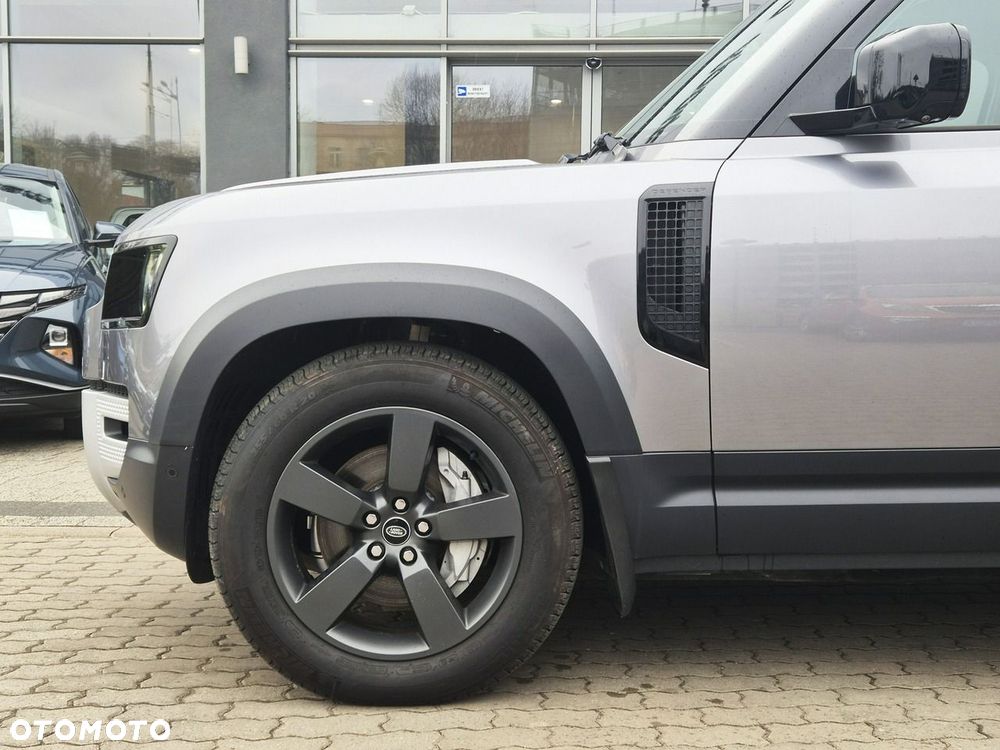 Land Rover Defender 90 P400 SE - 12